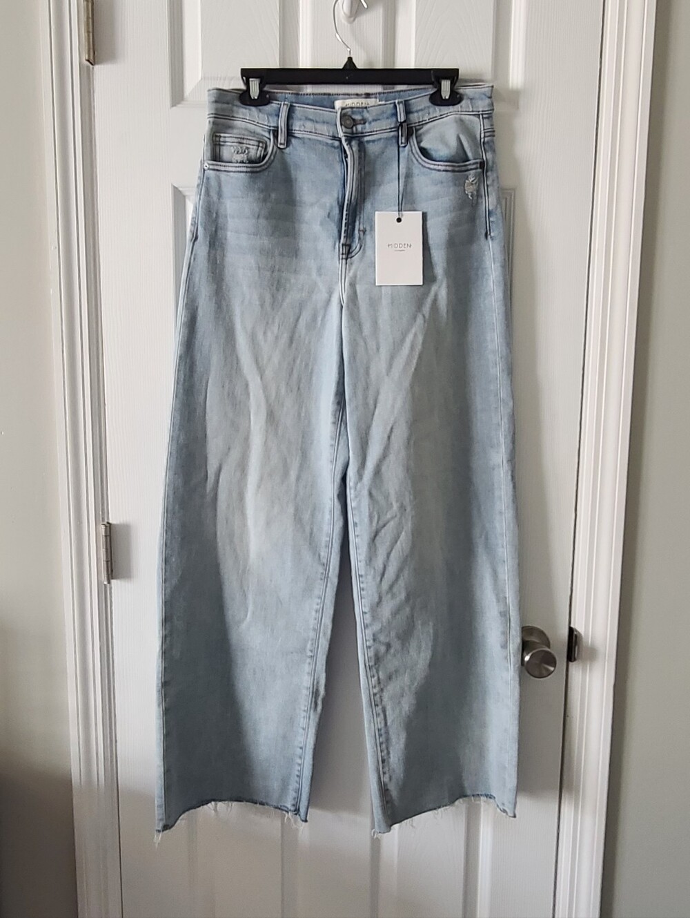 NWT Hidden Buckle Logan High Rise Dad Jeans